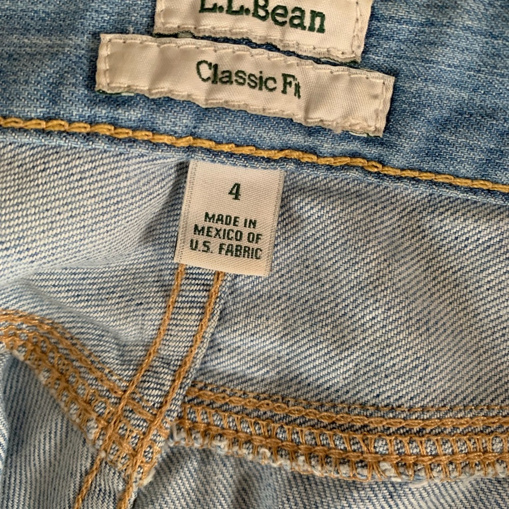 L.L. Bean classic fit shorts light wash